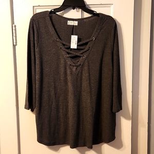 Gray Maurices top